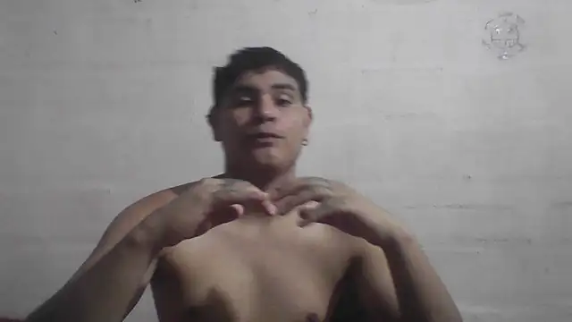 Snapshot of mr-papu69 chatting on June 24, 2026, 9:25 pm mr-papu69 online show from June 24, 2026, 9:25 pm