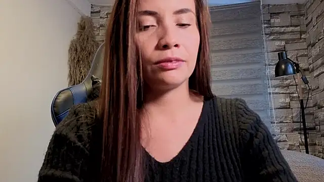 Snapshot of Karol_vg chatting on July 30, 2026, 11:20 am Karol vg online show from July 30, 2026, 11:20 am