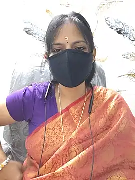 Snapshot of Tamil_white_beauty chatting on July 29, 2026, 1:20 pm Tamil white beauty online show from July 29, 2026, 1:20 pm