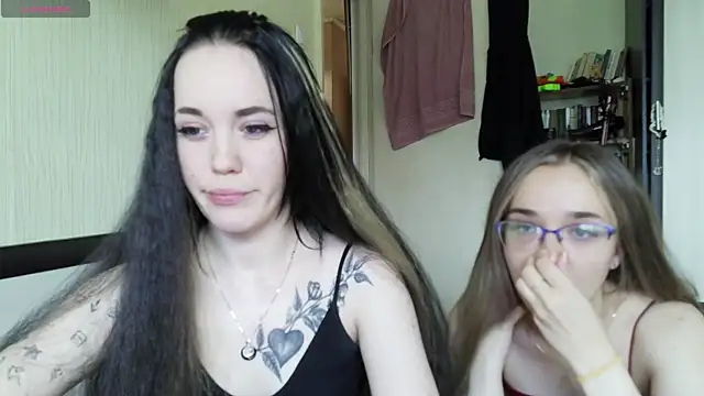 Mia Ellis online show from July 5, 2026, 12:34 pm