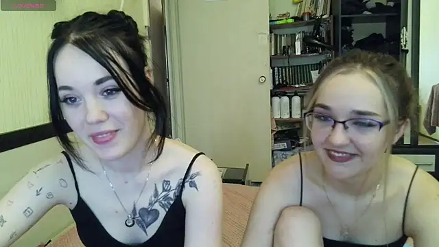 Mia Ellis online show from July 19, 2026, 11:36 am