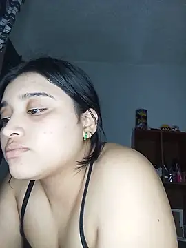 Salo brattdoll online show from June 22, 2026, 3:25 am