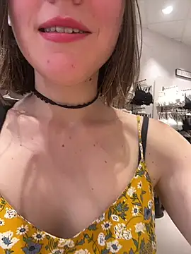 Hilda Valentine online show from July 10, 2026, 2:41 pm