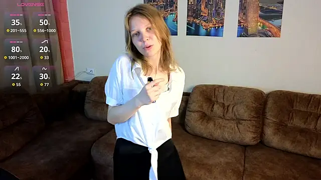 EvaMerli online show from June 25, 2026, 6:01 pm