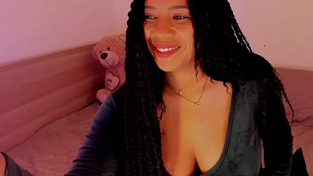 NicolePasqualott online show from November 9, 2025, 8:07 pm