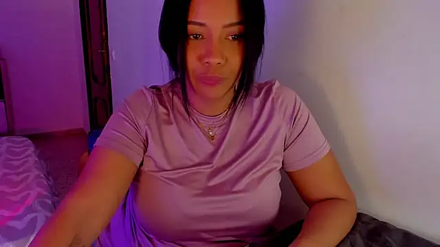 NicolePasqualott online show from January 15, 2026, 9:18 pm