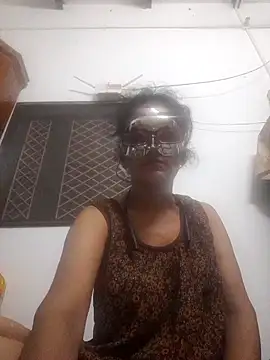 Snapshot of Indianbhaabhi chatting on July 6, 2026, 8:44 pm Indianbhaabhi online show from July 6, 2026, 8:44 pm
