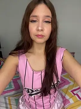 Snapshot of sweetgirl_15 chatting on July 12, 2026, 10:01 pm sweetgirl 15 online show from July 12, 2026, 10:01 pm