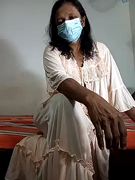 Nikini-xx online show from June 19, 2026, 4:39 am
