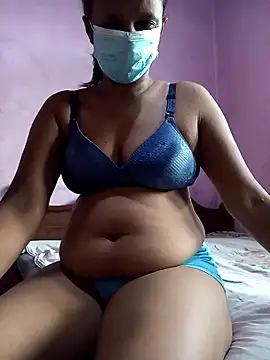 Nikini-xx online show from June 21, 2026, 4:37 am