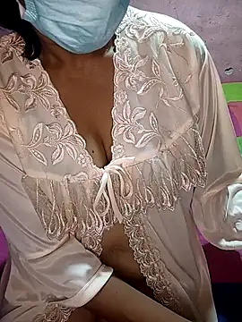 Nikini-xx online show from June 22, 2026, 6:05 pm