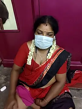 Snapshot of tamil-kamakanni chatting on July 10, 2026, 5:04 pm tamil-kamakanni online show from July 10, 2026, 5:04 pm