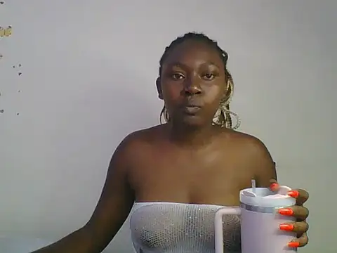 Snapshot of KittyyTemptation chatting on June 21, 2026, 4:09 pm KittyyTemptation online show from June 21, 2026, 4:09 pm