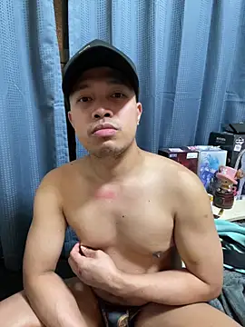 Roy33xx online show from June 16, 2026, 1:14 pm