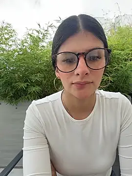 Snapshot of Mia_Alanna chatting on June 17, 2026, 7:37 pm Mia Alanna online show from June 17, 2026, 7:37 pm