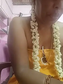 Tamilsexy35 online show from August 3, 2026, 3:49 am