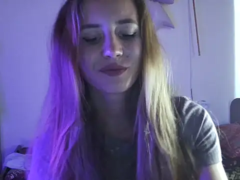 Snapshot of MyLittle_Flame_ chatting on July 16, 2026, 1:17 pm MyLittle Flame online show from July 16, 2026, 1:17 pm