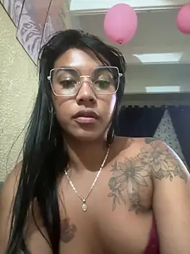 sophiagomezx online show from June 28, 2026, 2:39 am
