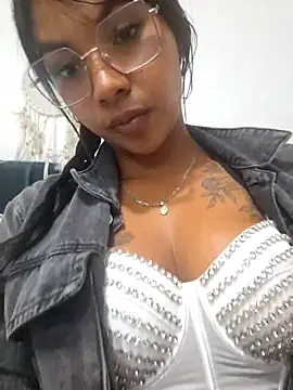 sophiagomezx online show from July 11, 2026, 9:38 pm