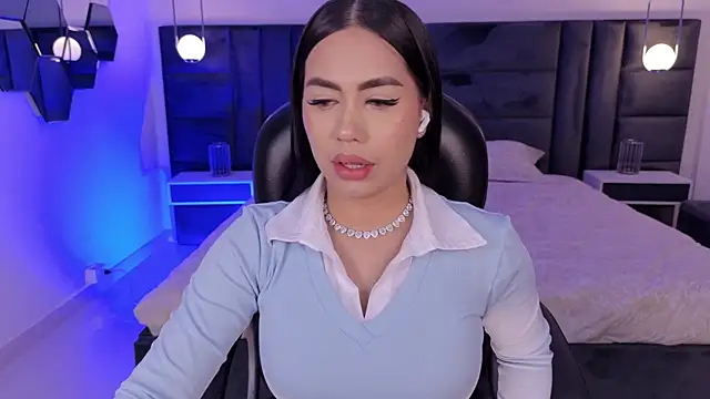 SabrinaMontclair online show from July 5, 2026, 6:48 pm