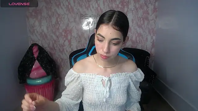 KiaraStar ch online show from July 24, 2026, 8:29 pm