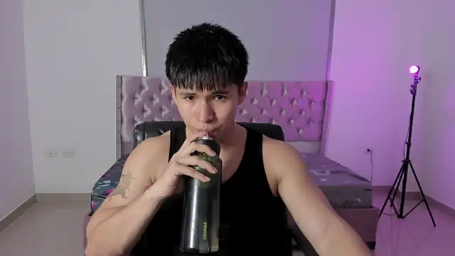 Snapshot of ryo_kush_ chatting on July 14, 2026, 1:39 pm ryo kush online show from July 14, 2026, 1:39 pm