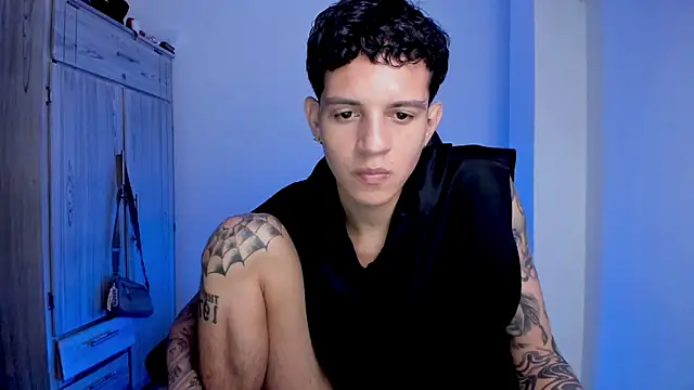 tylerrnova online show from August 9, 2026, 3:23 am