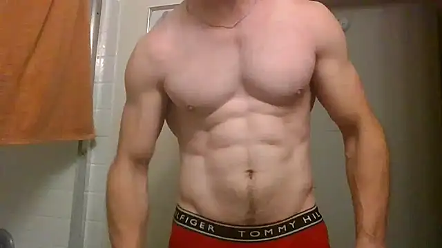HotStraightDude online show from June 19, 2026, 3:11 am