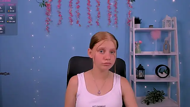 Snapshot of bella_sky11 chatting on June 30, 2026, 12:06 pm bella sky11 online show from June 30, 2026, 12:06 pm