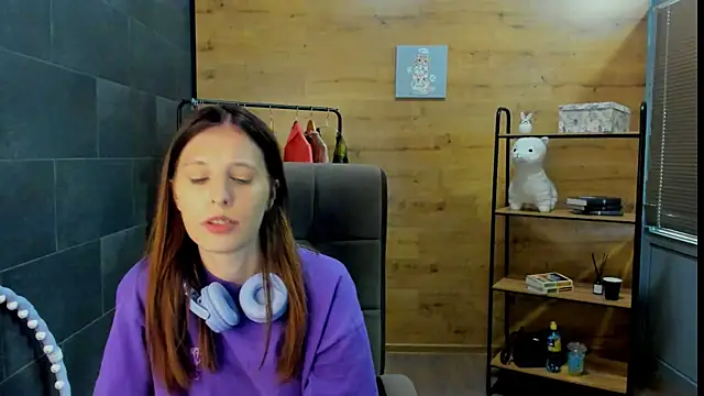 Snapshot of SusannFisher chatting on July 1, 2026, 9:55 am SusannFisher online show from July 1, 2026, 9:55 am