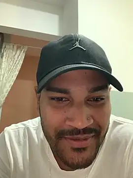 wandinho13 online show from June 18, 2026, 11:36 am