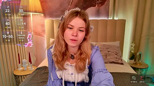 ChloeWells online show from June 20, 2026, 3:31 am