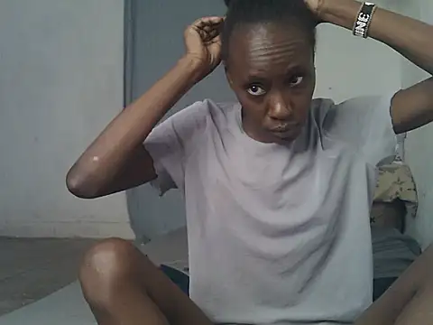 Beutypetite1 online show from August 1, 2026, 10:58 am