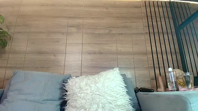 alys molly 11 online show from July 31, 2026, 11:09 am