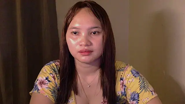 Fhwilloughbyxx online show from July 30, 2026, 5:17 am