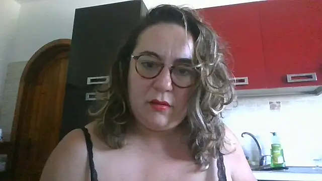 Snapshot of MissEva10 chatting on June 25, 2026, 12:53 pm MissEva10 online show from June 25, 2026, 12:53 pm