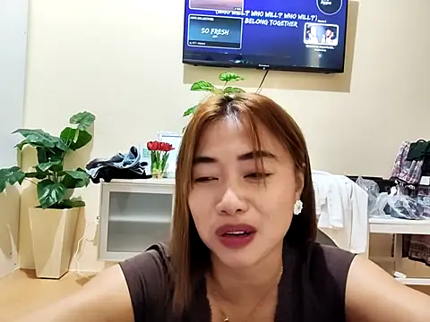 missceexx online show from August 2, 2026, 1:53 pm