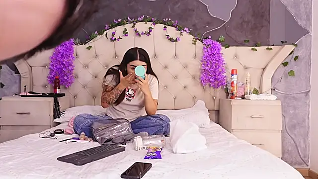 GabbyAndDominic online show from July 11, 2026, 12:41 pm
