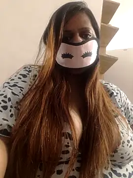 CHUBBY JENNY online show from June 19, 2026, 7:17 pm