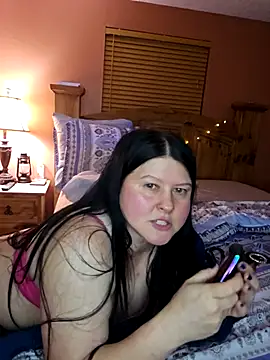 Snapshot of SpicyRosy chatting on July 7, 2026, 6:47 am SpicyRosy online show from July 7, 2026, 6:47 am
