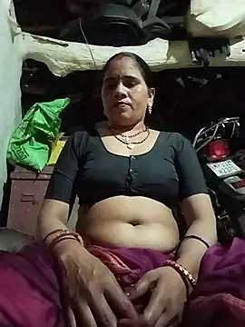 Hot shiri online show from June 26, 2026, 3:38 pm
