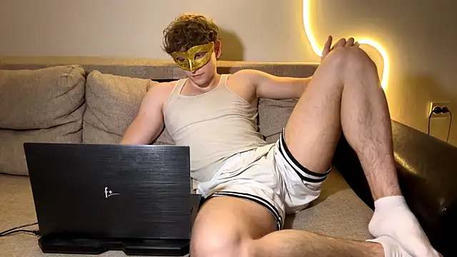 deniel horny online show from June 25, 2026, 5:50 pm