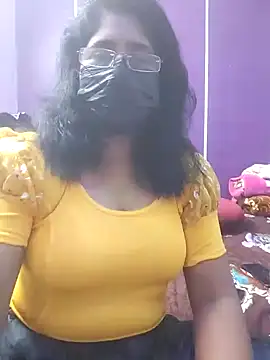 Zaara-Rose online show from July 18, 2026, 7:12 am