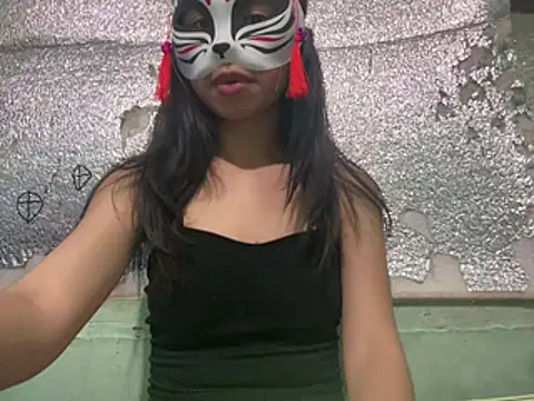 Juiceejeii online show from June 20, 2026, 2:09 pm