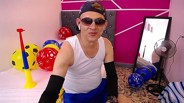 Cesirry  online show from July 7, 2026, 7:51 pm