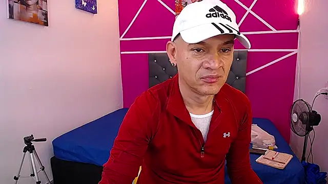 Cesirry  online show from July 22, 2026, 12:41 pm
