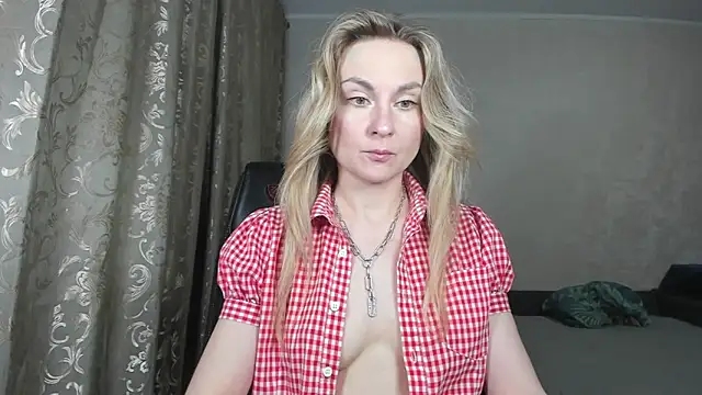 kelly copperfield online show from October 21, 2025, 3:35 pm