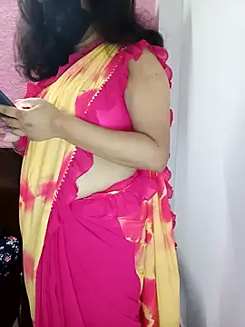 Snapshot of Mangelxoxo chatting on July 28, 2026, 4:39 pm Mangelxoxo online show from July 28, 2026, 4:39 pm
