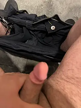 alonewolf111 online show from June 29, 2026, 8:09 pm
