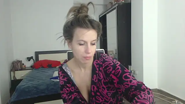 DedeSibel online show from February 25, 2025, 2:33 pm